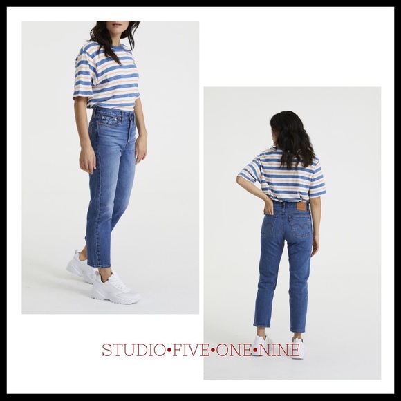 Levi's Denim - ARITZIA LEVI’S Wedgie Icon